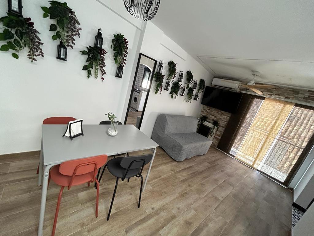 Apartamentos Palma Бенідорм Номер фото